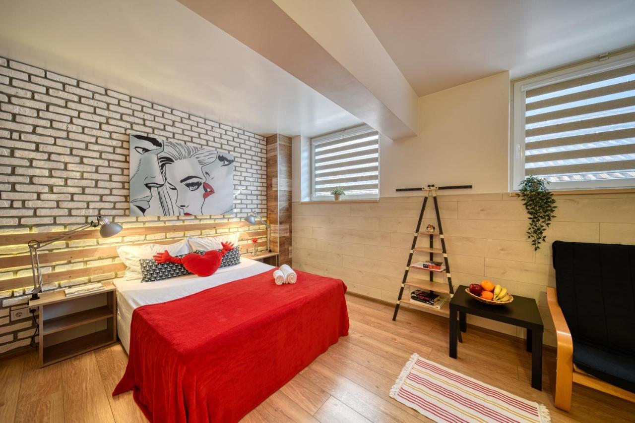 Fox Rooms Aparthotel Stara Zagora Buitenkant foto